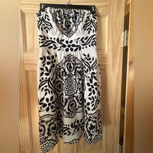 White House Black Market Satin Lined Garment